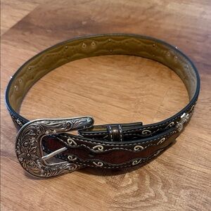 Ariat Brown Leather Belt diamond crosses. Girls 24 inch